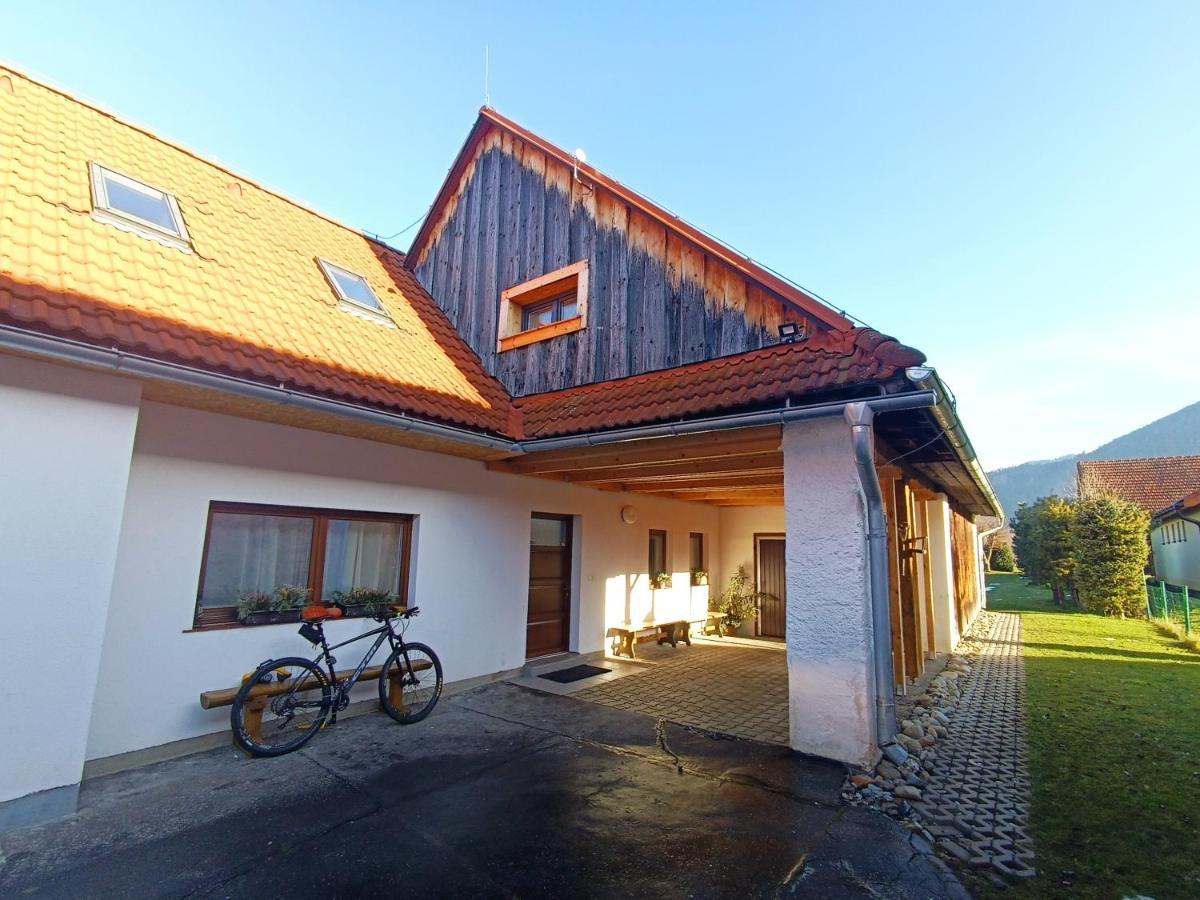 Vidiecky apartmán Kubo Pavčina Lehota Exterior foto