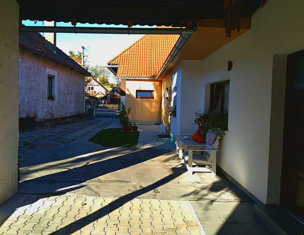 Vidiecky apartmán Kubo Pavčina Lehota Exterior foto